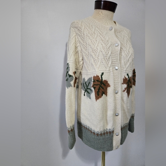 NANDO Extra Fine Alpaca Hand Knit Cream/Green/ Brown Leaf Pattern Cardigan. Med - Picture 2 of 14